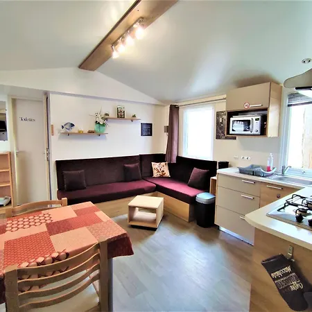 펜션 Mobile - Sleeps 4 - Parking - Family Pools 생장드몽