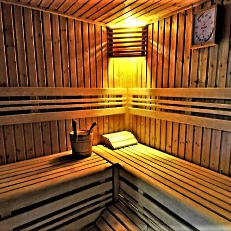 Mobile - Sleeps 4 - Parking - Family Pools Casa vacanze