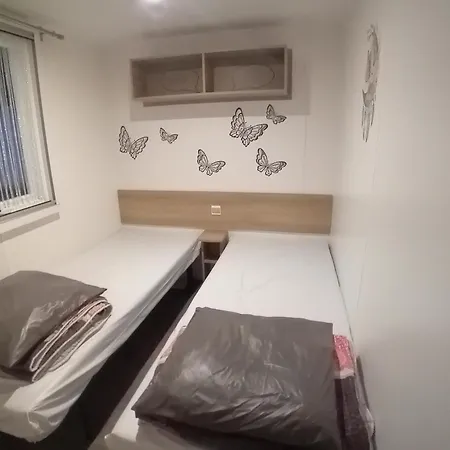 Casa vacanze Mobile - Sleeps 4 - Parking - Family Pools *